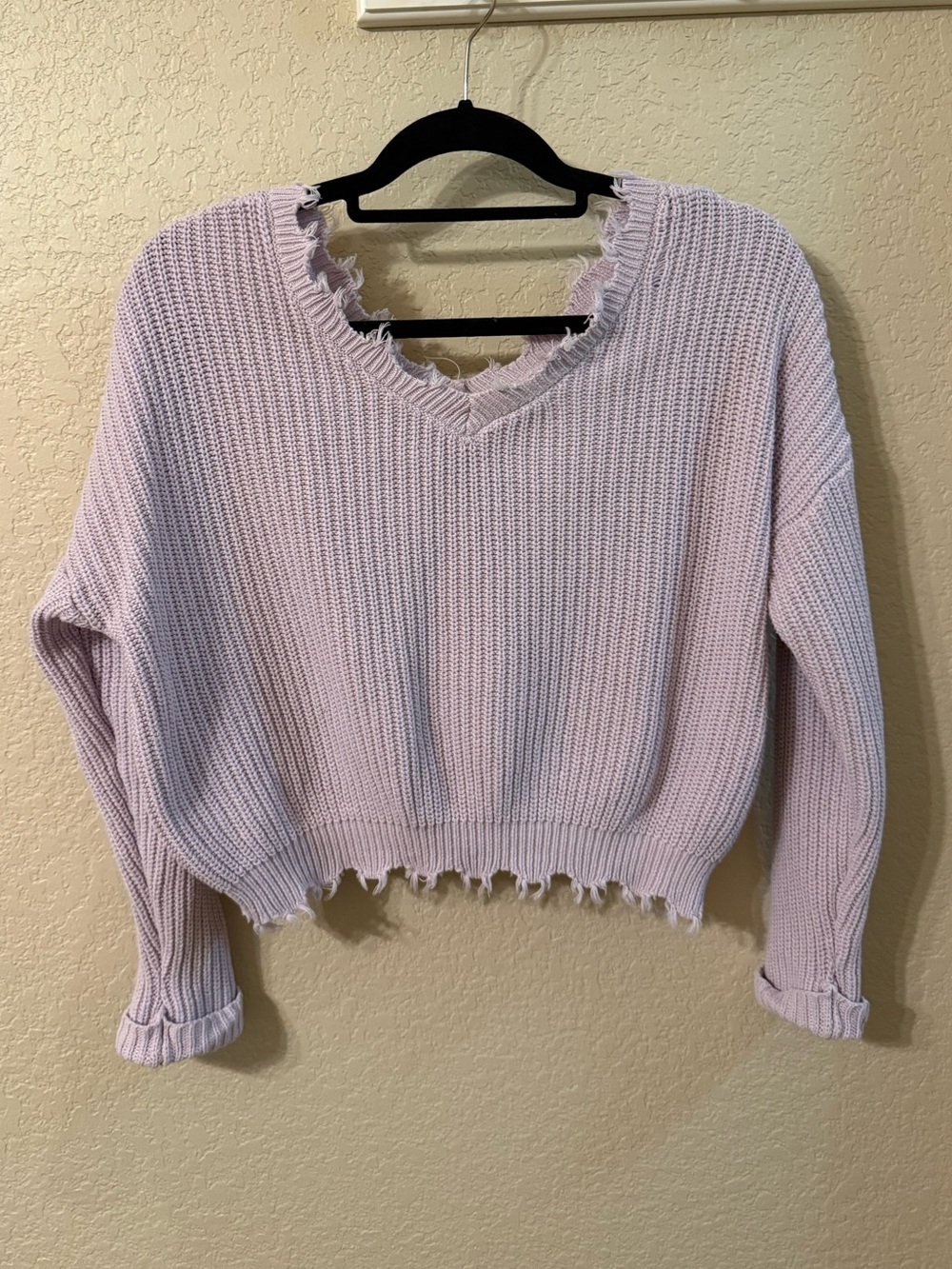 Jessica Simpson Light Lavender Distressed V-Neck Sweater